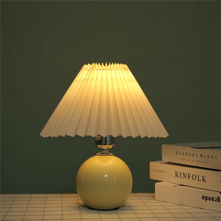 Japanese-style ceramic table lamps for living room Pleated skirt lampshade Warm bedroom lights bedside lamp home deco lighting