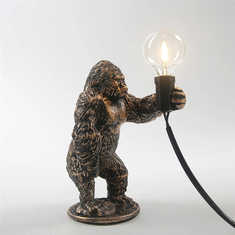 Nordic King Kong Table Lamps Modern Living Room Decor Resin Table Lamp Office Desk Light USB Customizable Resinous Animal Lamps