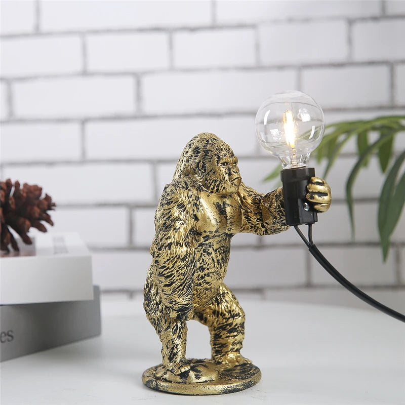 Nordic King Kong Table Lamps Modern Living Room Decor Resin Table Lamp Office Desk Light USB Customizable Resinous Animal Lamps