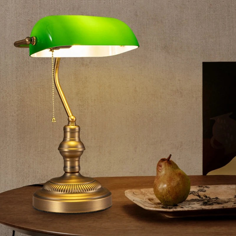 American Retro Table Lamp Classical Vintage Banker Desk Lamp Bedroom Reading Bedside Lamp Office Green Glass Lampshade Bed Lamp