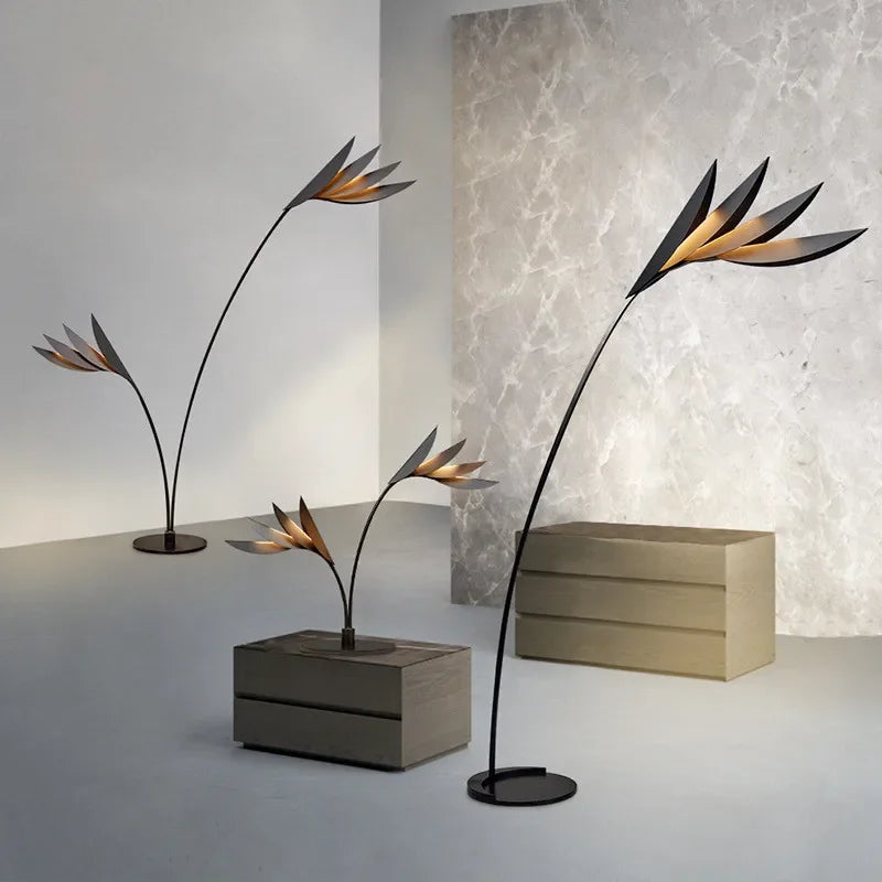 Nordic Floor Lamp Designer Room Decor Living Room Floor Lamp Villa Flamingo Leaf-shaped Table Lamp Standing Light Black