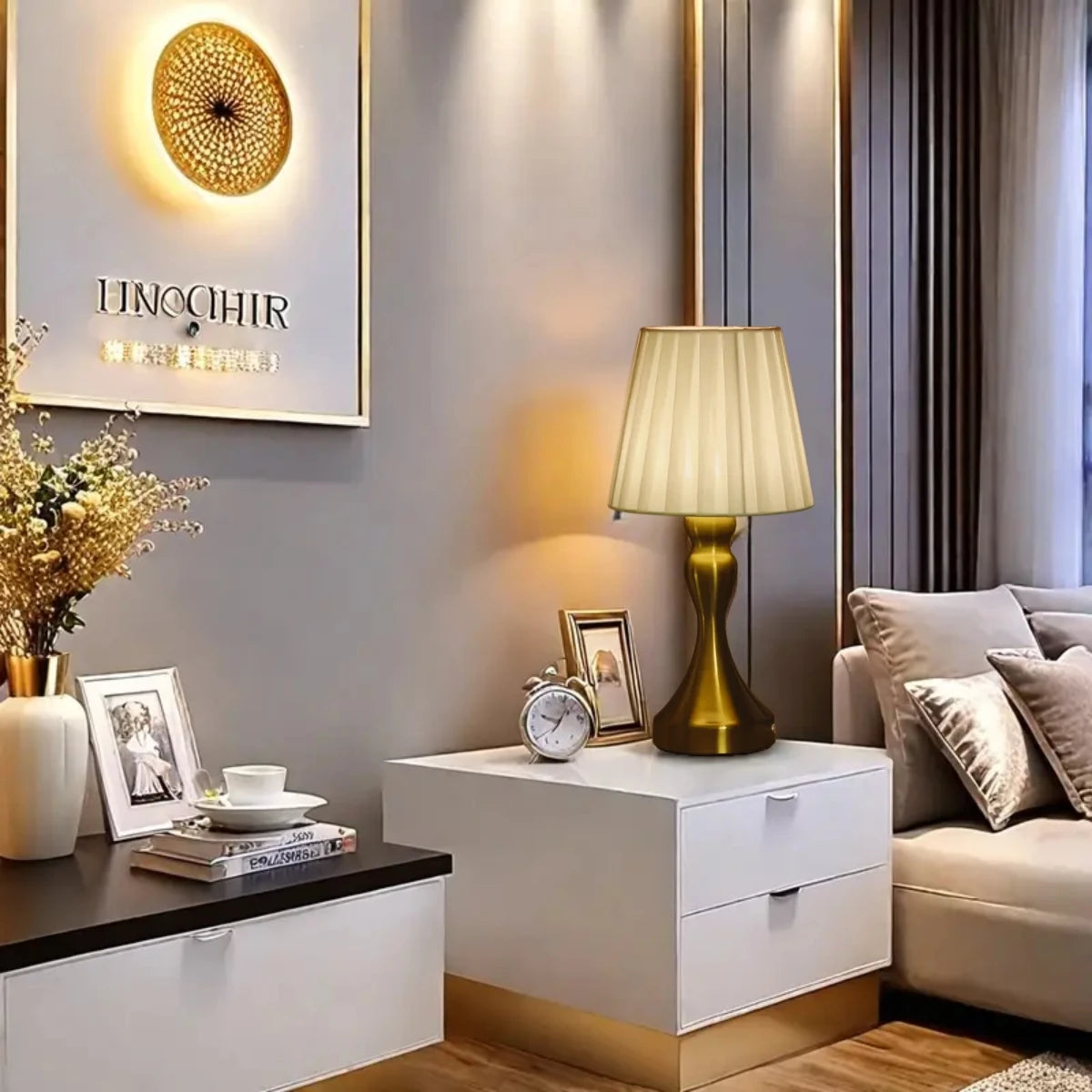 Elegant Nordic retro style pleated table lamp, used for home bedroom, living room, and office decoration lighting