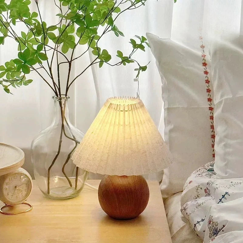 Vintage Pleated Fabric Table Lamp, 3-Level Dimmable Wood Grain Base Bedside Lamp for Bedroom Living Room Home Decor