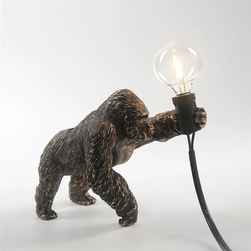 Nordic King Kong Table Lamps Modern Living Room Decor Resin Table Lamp Office Desk Light USB Customizable Resinous Animal Lamps