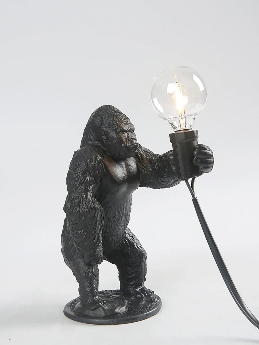 Nordic King Kong Table Lamps Modern Living Room Decor Resin Table Lamp Office Desk Light USB Customizable Resinous Animal Lamps