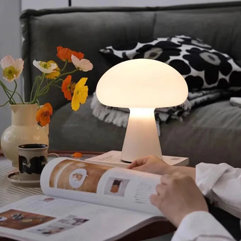 Classic Mushroom Table Lamp Modern Bauhaus Art Table Lamp Bedroom Bedside Lamp Danish Designer Orange Decorative Table Lamp