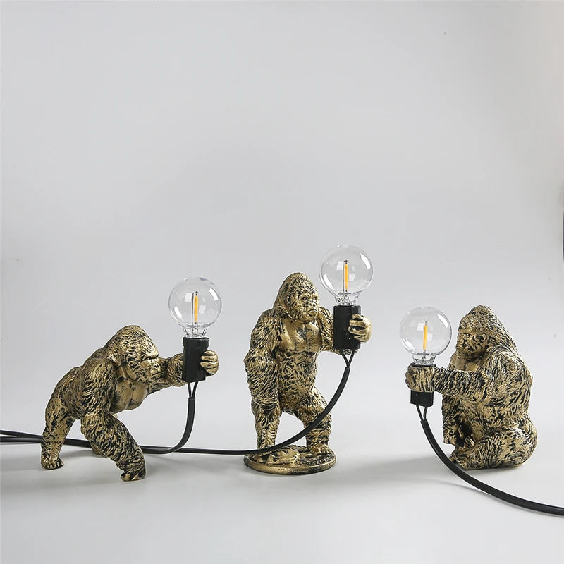 Nordic King Kong Table Lamps Modern Living Room Decor Resin Table Lamp Office Desk Light USB Customizable Resinous Animal Lamps